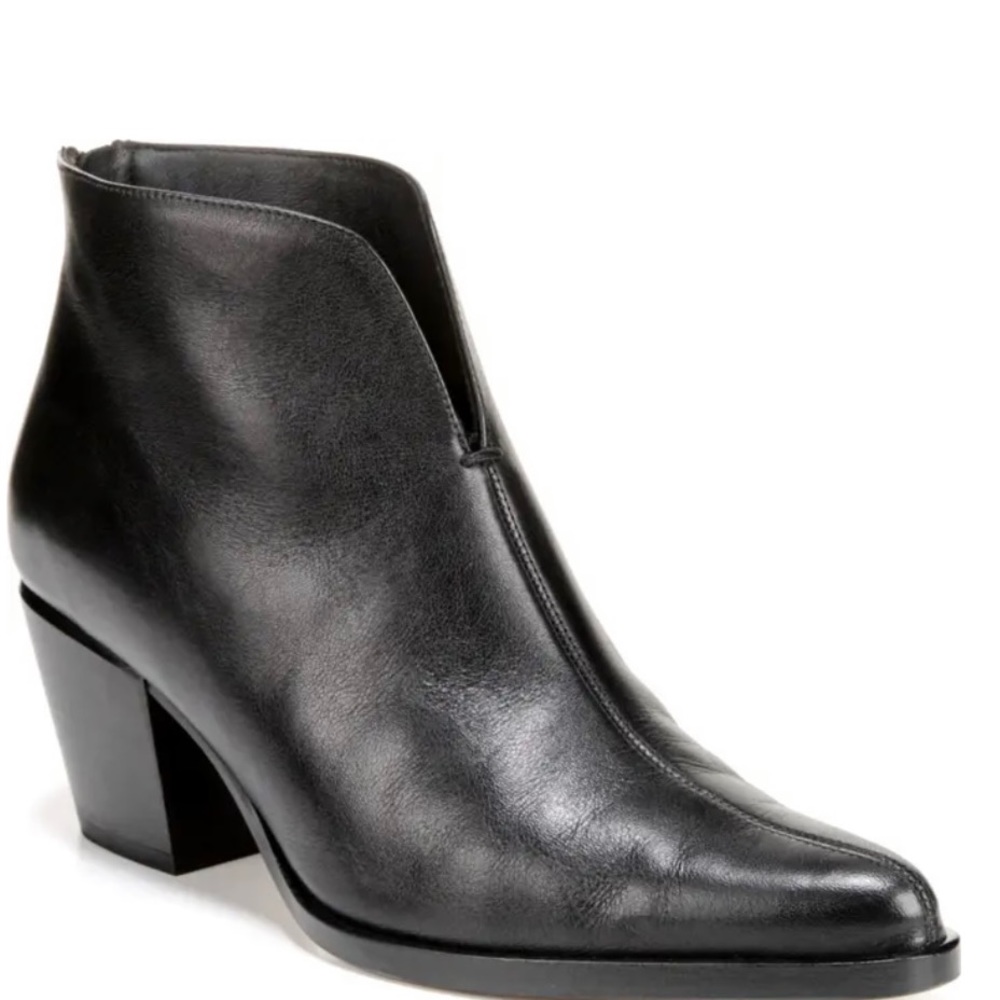 Vince Havana Notch Bootie, 6.5
